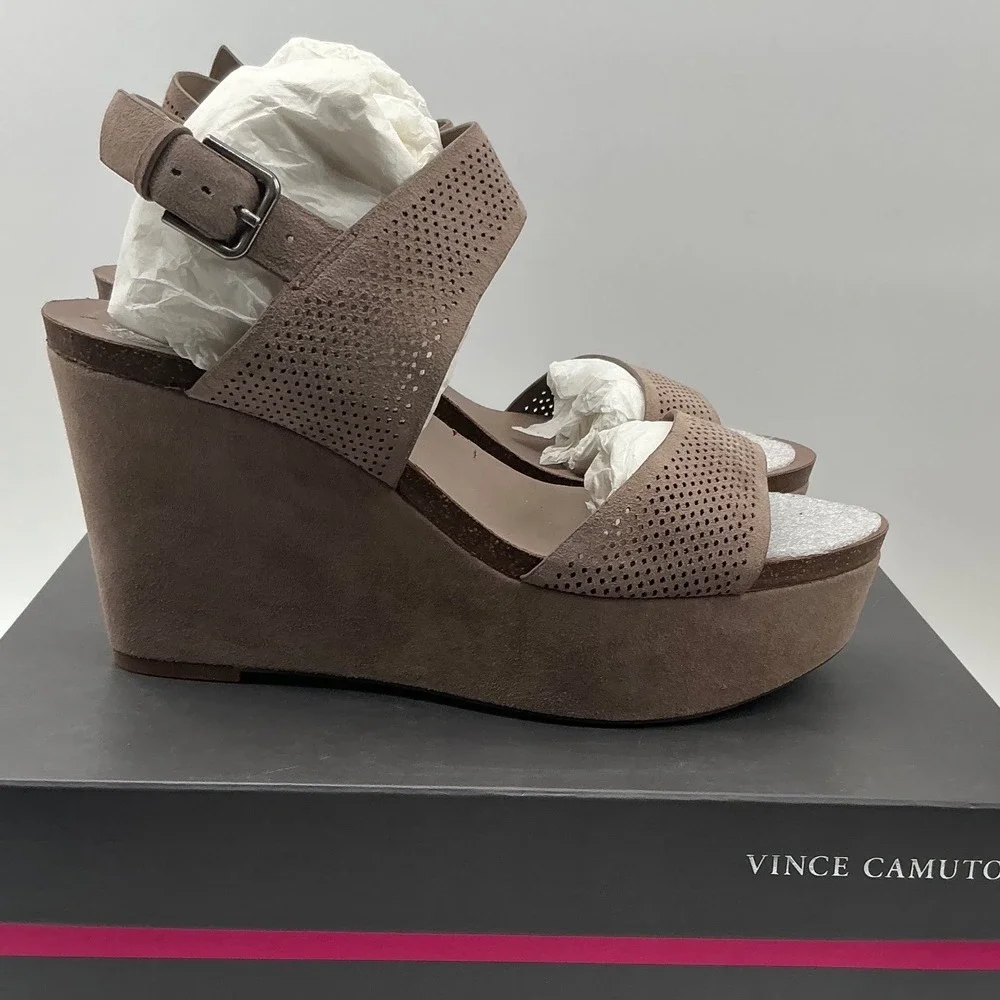 Vince Camuto Vessinta Taupe Suede Perforated Platform‎ Wedge Sandals 9.5M
